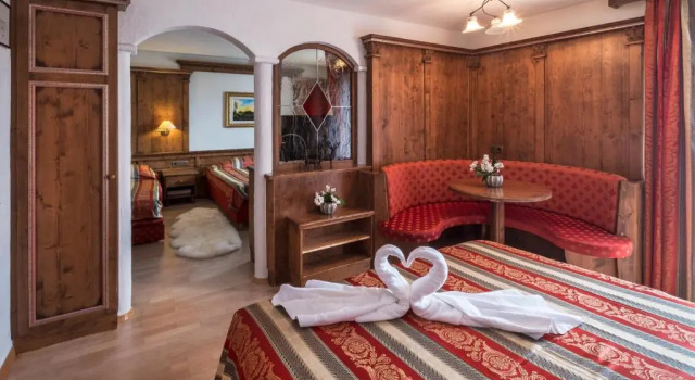 Семейный номер Standard Hotel Serena
