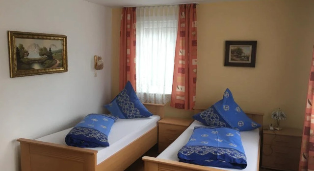 Hotel Restaurant "Slavija"