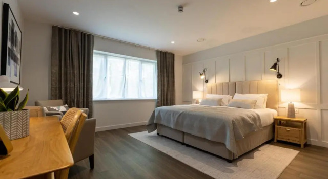 The Kingswood, Book Hotel St Austell Cornwall