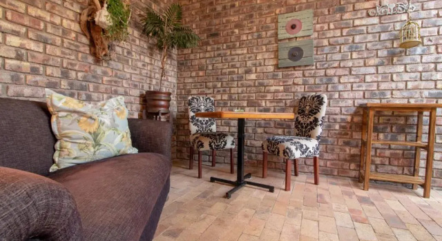 Номер Superior Earthbound Guest House