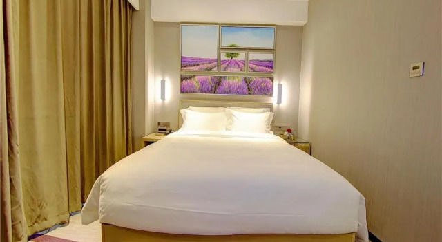 Двухместный номер Standard Lavande Hotel Chengdu Dafeng Shixi Park Subway Station