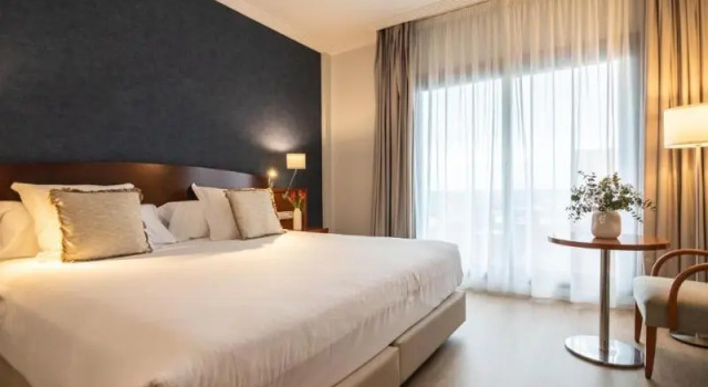 Двухместный номер Superior с балконом и с видом на море Hotel Spa Galatea