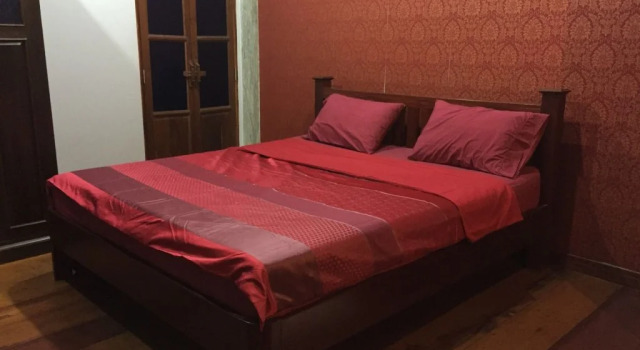 Baan Chai Khao Home Stay, Book Hotel Lan Sak Thailand