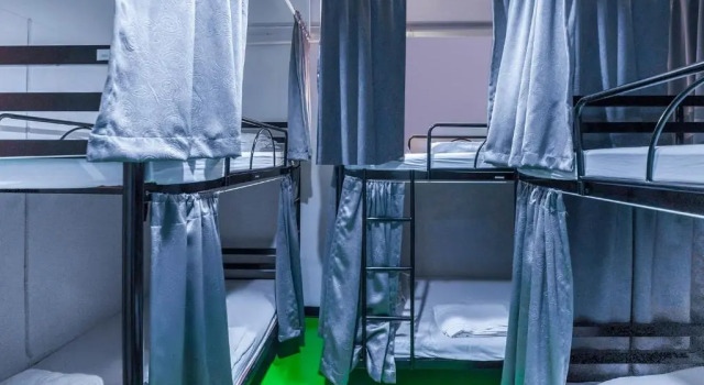 Кровать в общем номере (женский номер) Ali Hostel