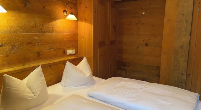 Suite dúplex con balcón y con vista Alpenhof