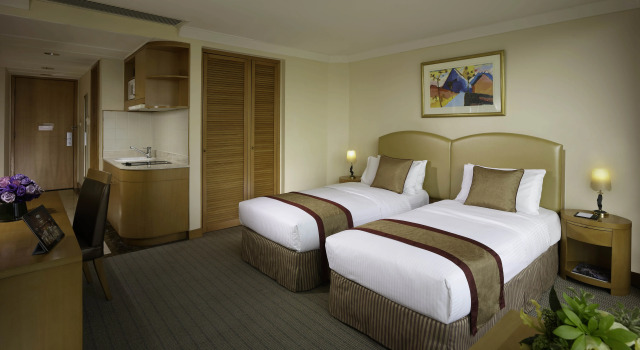 Harbour Plaza Resort City