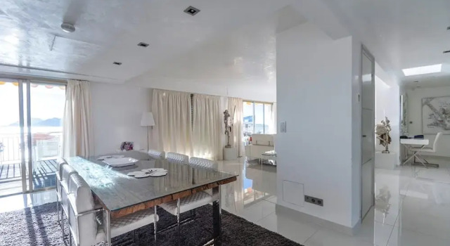 Luxury Penthouse Mistral