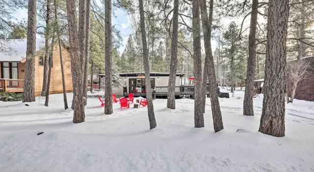 Fire Pit + ATV Trail Access: Munds Park Cabin!, Забронировать Дом для отпуска Мандс-Парк штат Аризона