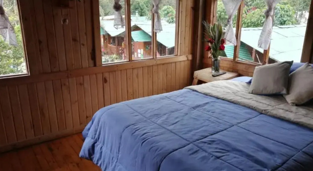 Люкс c 1 комнатой Mindo GlamBird Glamping & Lodge