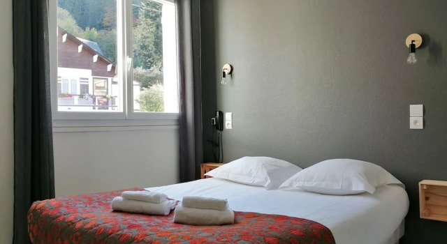 Номер Comfort Hôtel Les Mouflons