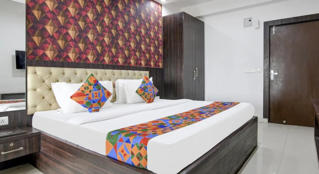 Люкс Luxury FabHotel Prime Eco Park - New Town