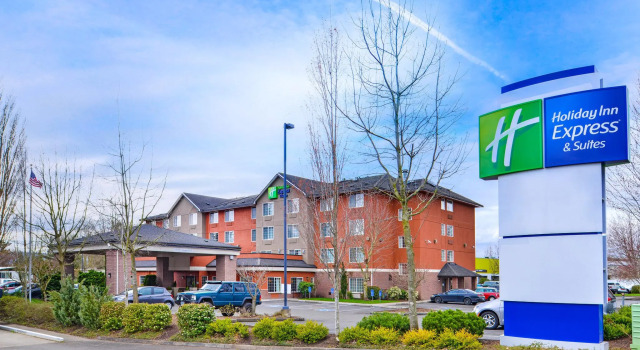 Holiday Inn Express Hotel & Suites Portland - Jantzen Beach, Rezervați Hotel Portland Willamette Valley