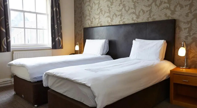 Двухместный номер Standard Sun Hotel by Greene King Inns