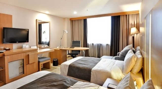 Двухместный номер Executive Ramada by Wyndham Songdo