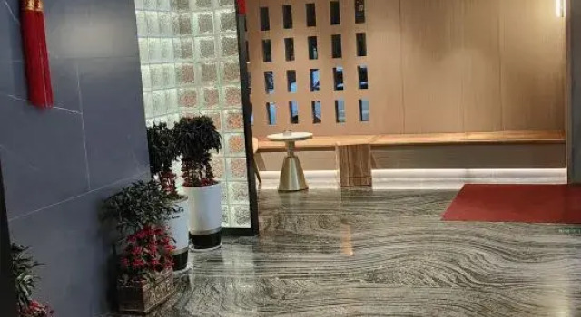 Yueyang Yipin Hotel