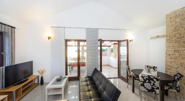Апартаменты с балконом Apartments Dražnik