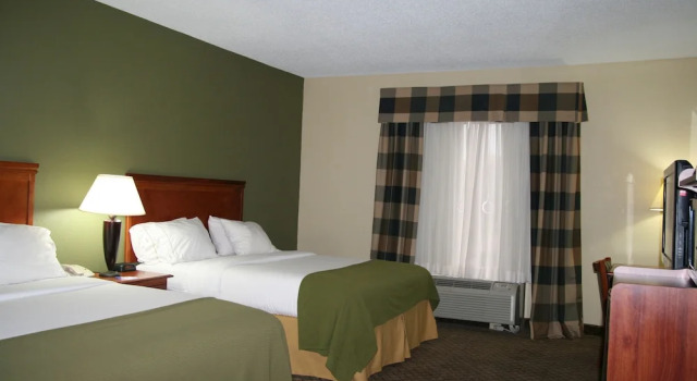 Двухместный номер Standard Holiday Inn Express