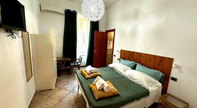 Comfort and Breakfast, Забронировать Отель Отели Неаполя с завтраком, рядом с Кафедральный собор Неаполя, Завтраки