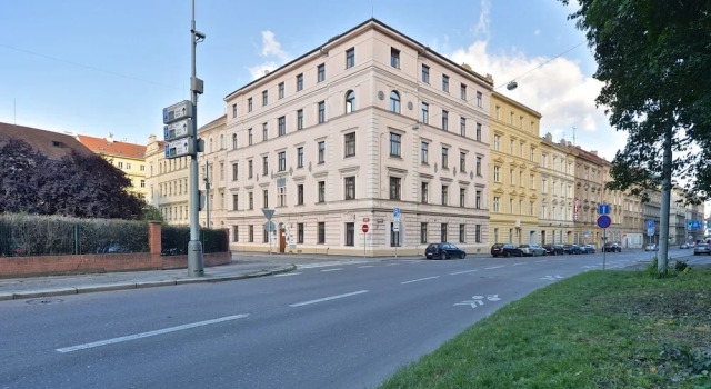 QIK Apartments