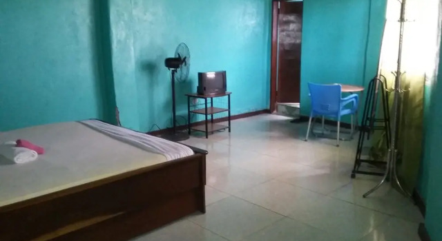 Номер Classic KTC Guest House