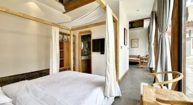 Люкс Ruiying Changchun Wenquan Homestay (Xinzhou Ancient City)