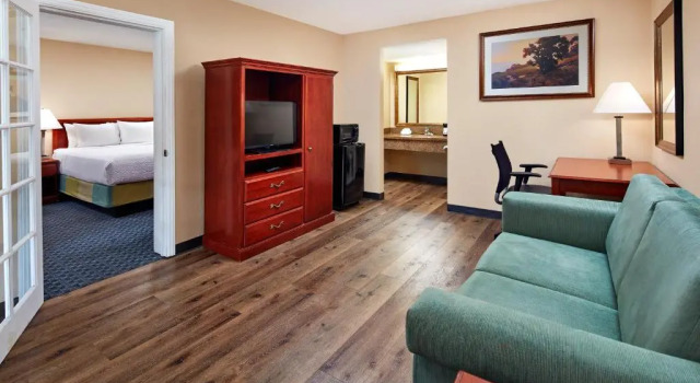 Люкс La Quinta by Wyndham Thousand Oaks-Newbury Park