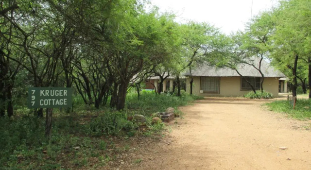 Коттедж с 3 комнатами Kruger Cottage