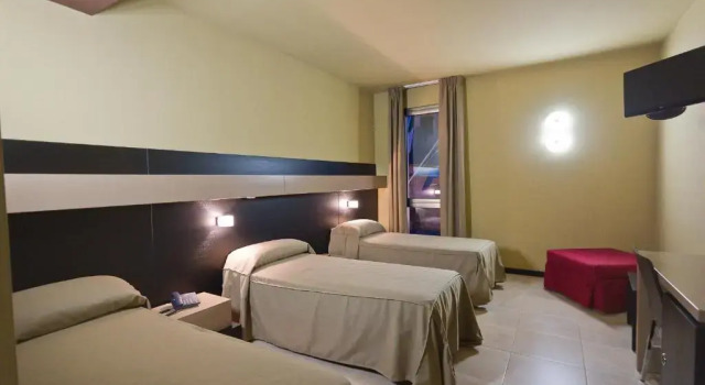 Номер Standard Melqart Hotel