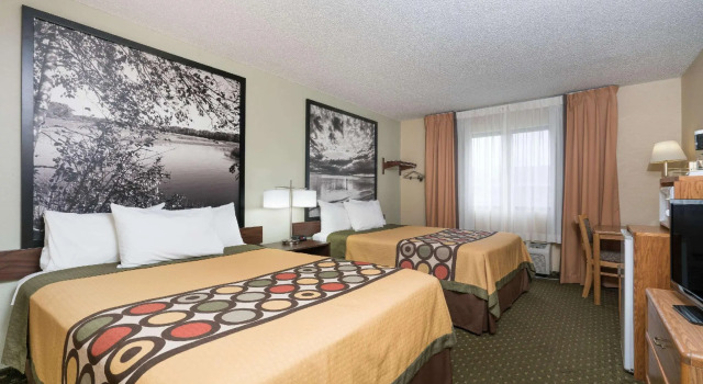 Четырёхместный номер Standard Super 8 by Wyndham Alexandria MN