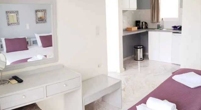 Студия с балконом и с видом на сад Villa Life