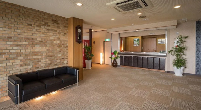 Yumoto Kobayashi, Book Guesthouse Tosu Saga