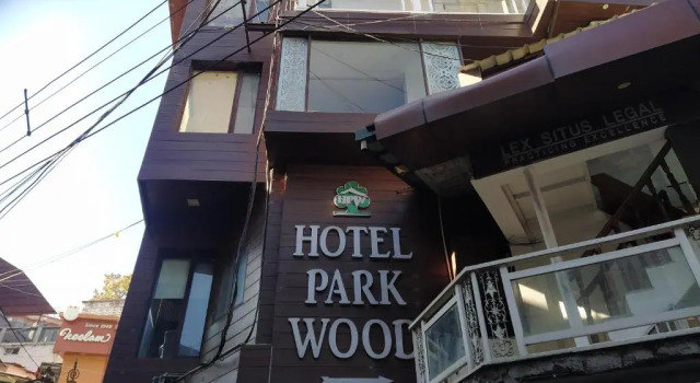 Hotel Parkwood "Mall Road", Rezervovat Hotel Mussoorie Uttarakhand