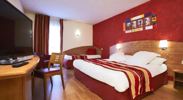 Standart oda Kyriad Nîmes Ouest