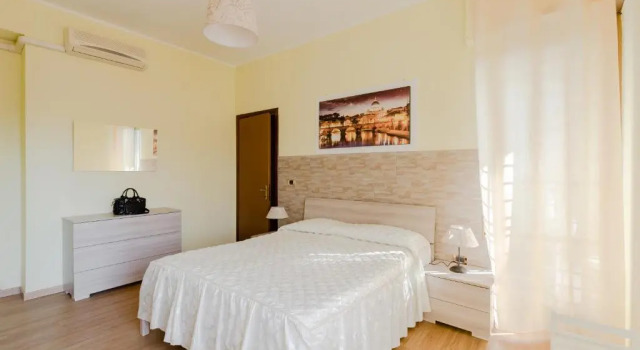 Le Rondini Apartment, 5 persone, 2 balconi, Policlinico Tor Vergata e Casilino, Book Lejlighed Tor Vergata Lazio