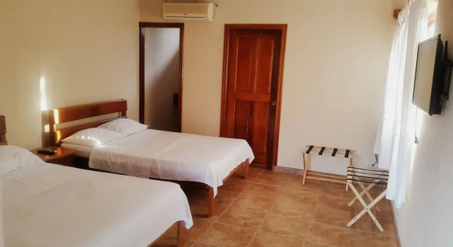 Hotel Palmeras Carrillo Beach
