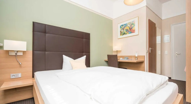 Одноместный номер Standard с балконом и с видом на озеро Seehotel Grauer Bär