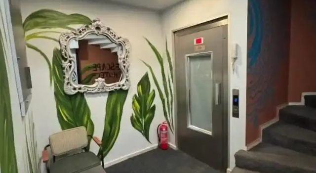 escape hotel