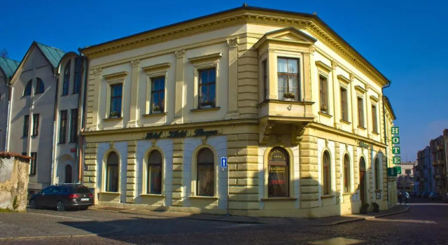 Hotel Zlatá Stoupa, Rezervovat Hotel Hotely v Central Bohemia se snídaní, Snídaně