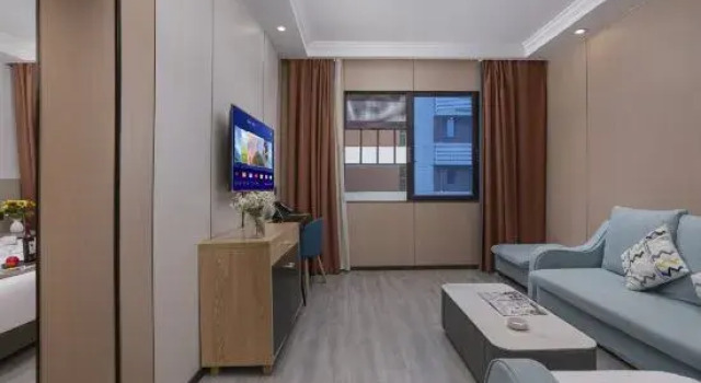 Люкс Guiyang Zhuyue Light House Hotel