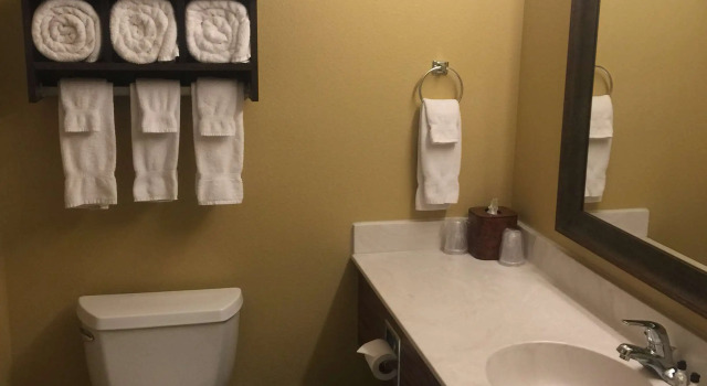 Люкс GrandStay Hotel and Suites