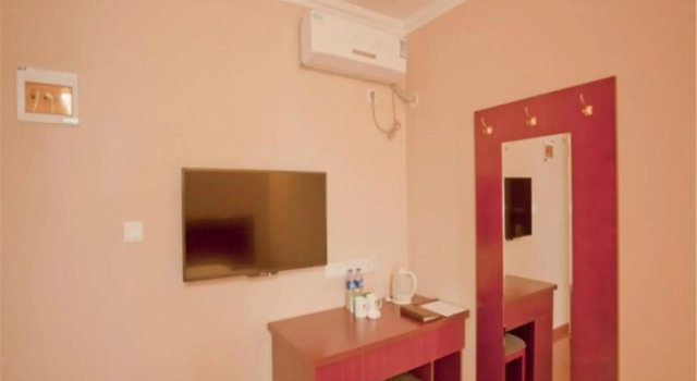 GreenTree Inn Liaoning Dalian Railway Station South Shengli Square Express Hotel, Rezerwuj Hotel Zhongshan District 