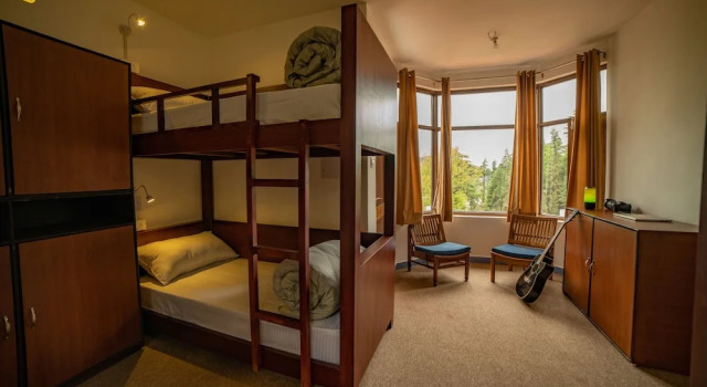 Кровать в общем номере с балконом Alt Life - Dharamkot - Hostel