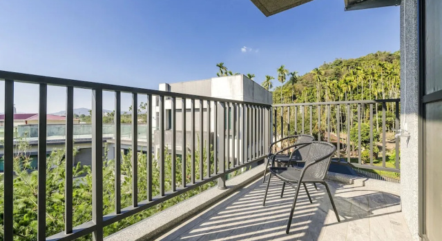 Camera quadrupla Standard con balcone Hills Velleys