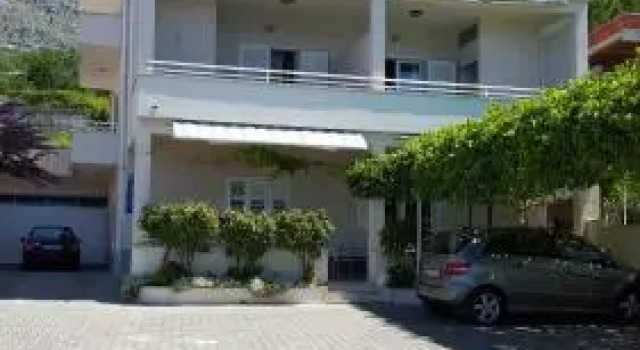 Marin Apartments