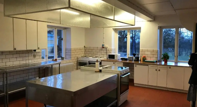 Hunnebergs Gård Hostel & Camping, Book Campground  