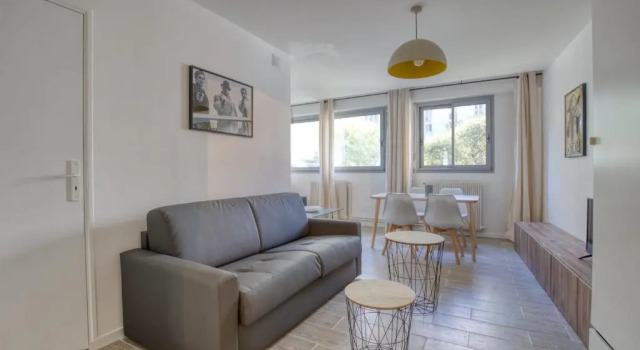 Superb Apartment Near The Bassin De La Villette, Забронировать Апартаменты/квартира Апартаменты Парижа, рядом с Les Orgues de Flandre, Апартаменты/квартира