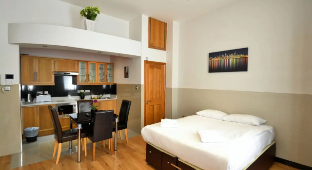 Hyde Park Apartments 8 Craven Hill