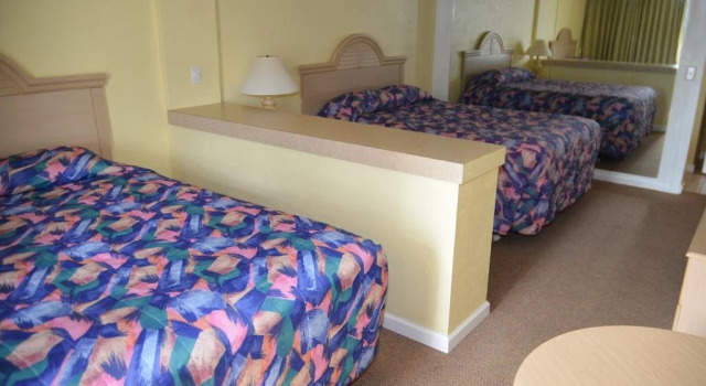 Holiday Shores Beach Club, Забронировать Отель Дейтона-Бич Daytona Beach Area