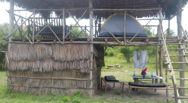 Тент Mida Creek Nature Camp