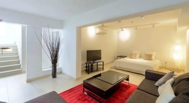 Villa Scarlet